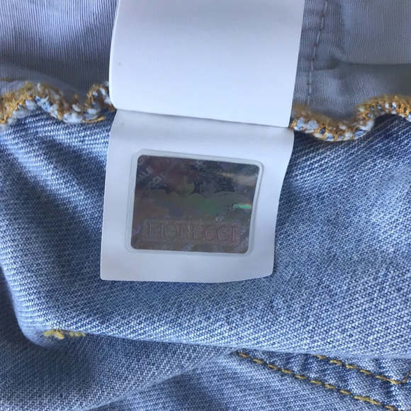 Fiorucci angels denim shorts in light vintage - Picture 9 of 16